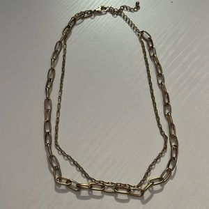 H&M, gold chain necklace, only worn a couple times, looks brand new.